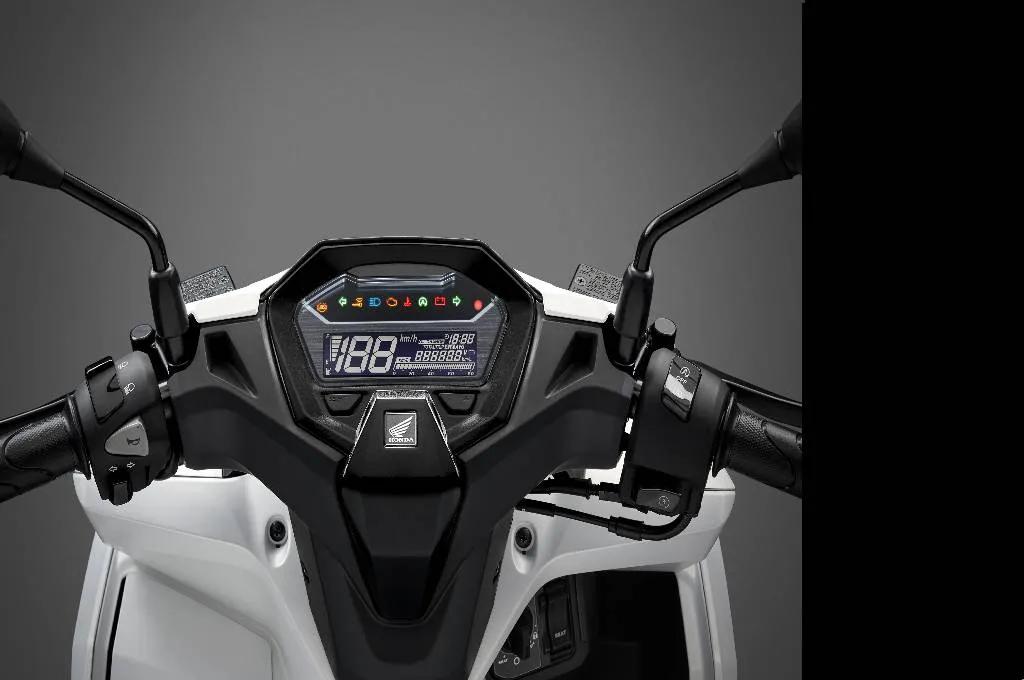 Scoopy Prestige White
